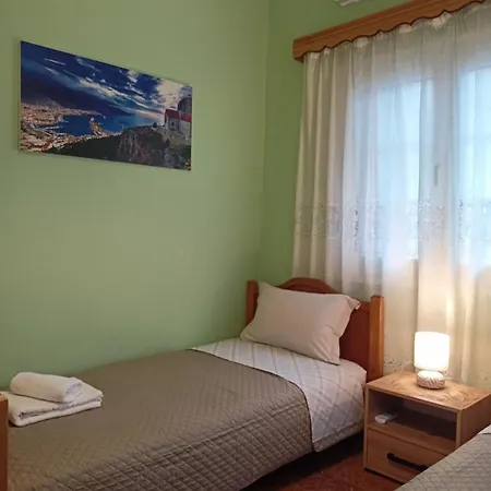 Дом отдыха Kalotina's House *