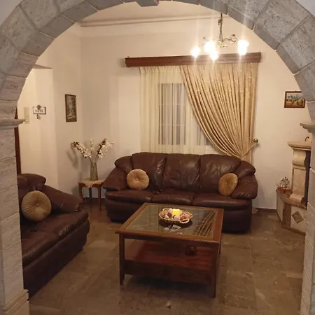 펜션 Kalotina's House *